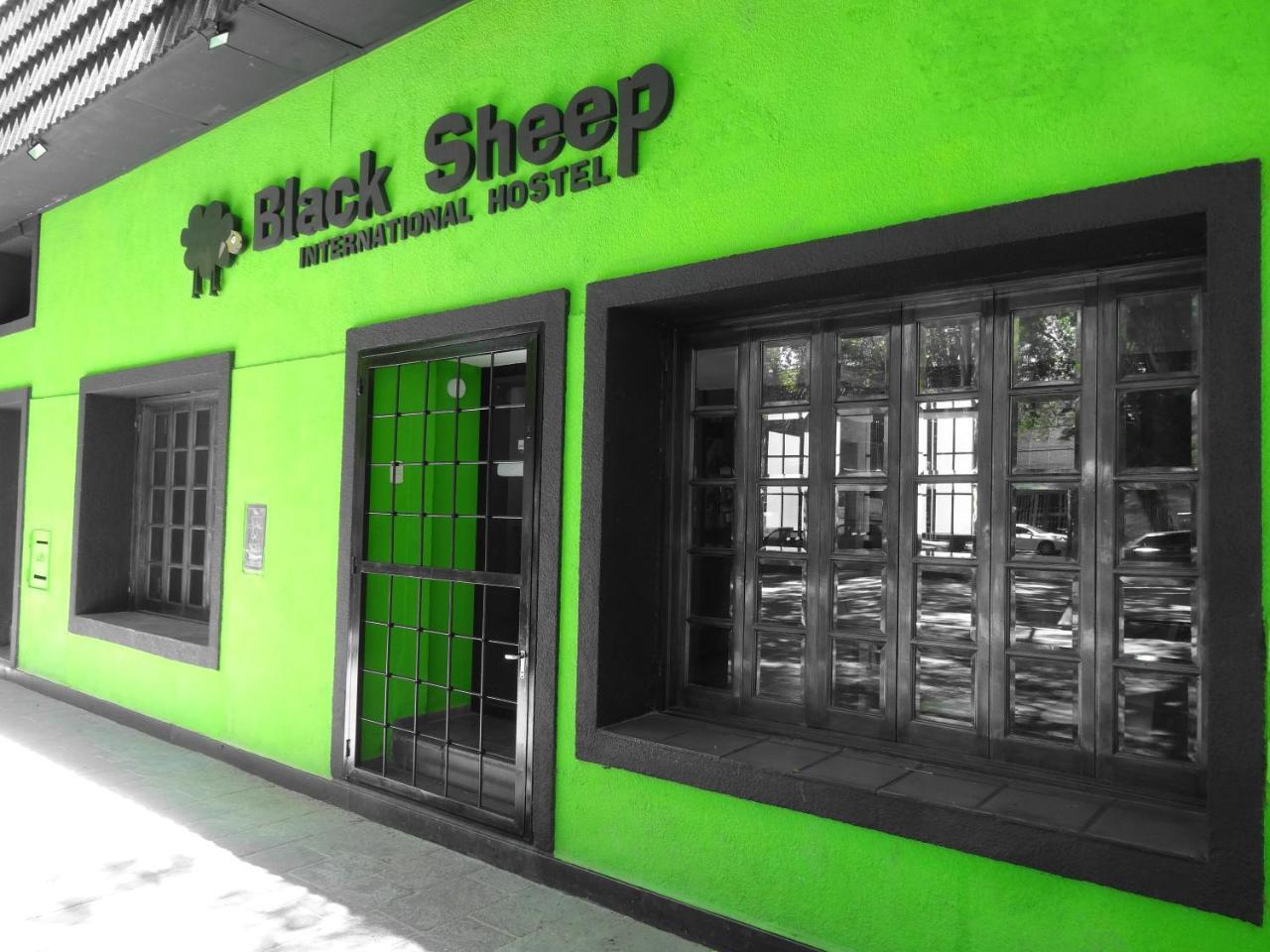 Black Sheep International Hostel Mendoza Exterior foto